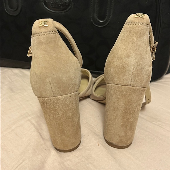 Sam Edelman Beige Block Heel Sandals - Picture 5 of 7